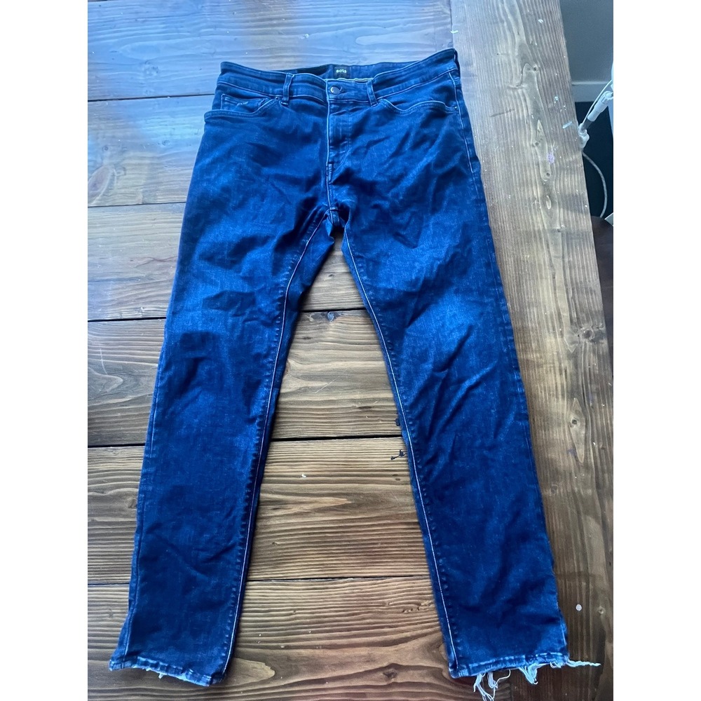 BOSS Hugo Boss Maine Regular Fit Dark Wash Denim Jeans Mens 36x32 Raw Hem